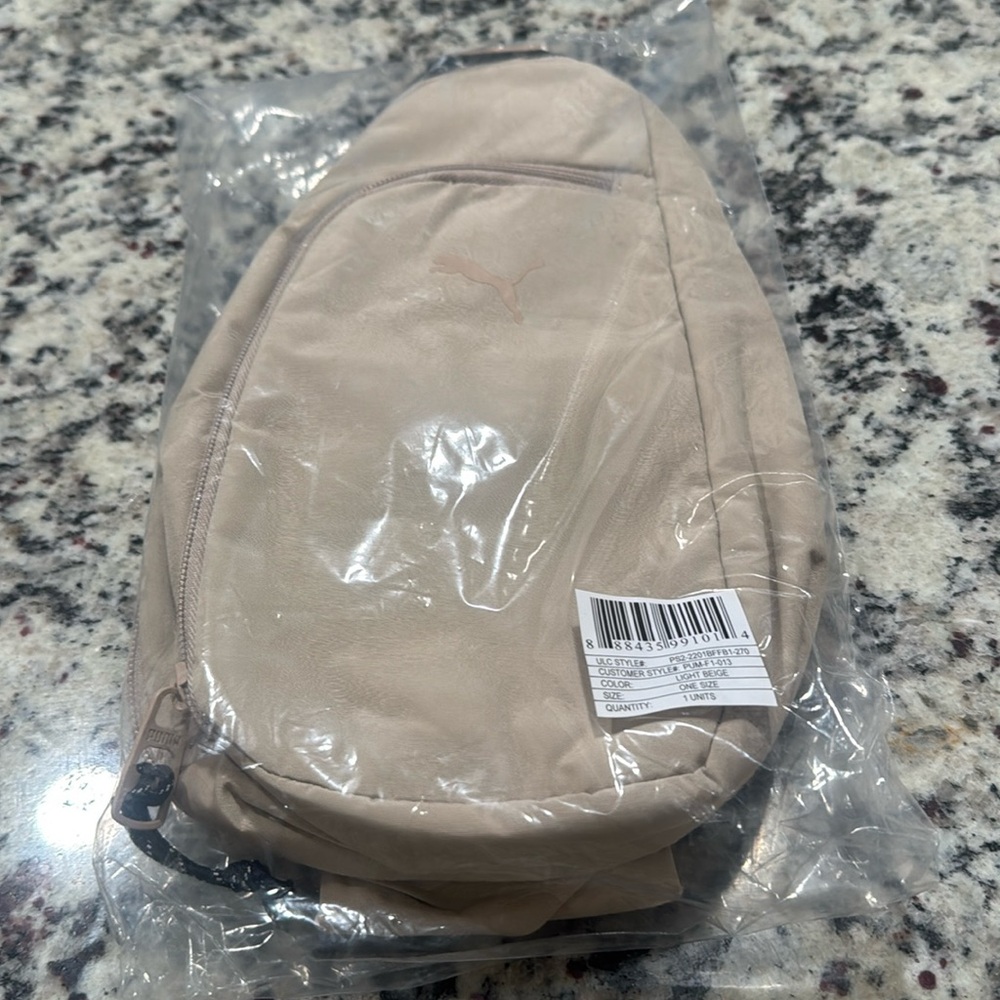 NWT Puma Evercat Crossbody Sling Bag